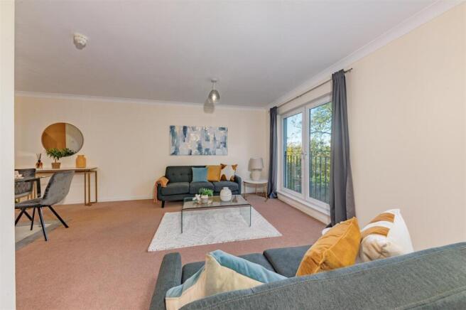 15 Dudhope Gardens Dundee-11.JPG