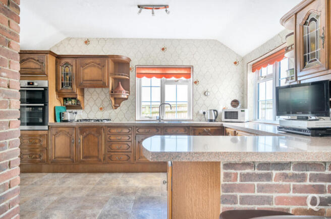 097c32c3-6e22-493...