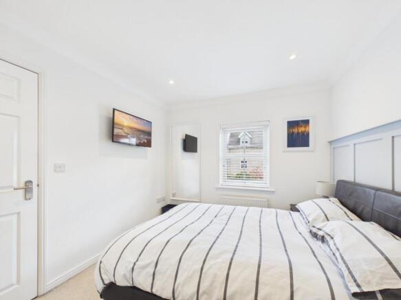 3 bed Town House for sale Image 12