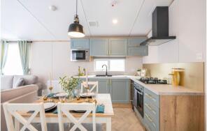 2, Min Y Dref, Newcastle Emlyn SA38 9JH
