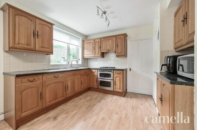 Kitchen/ Dining Room