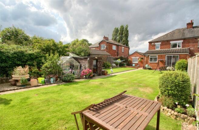 3 bed Semi-Detached for sale Image 12
