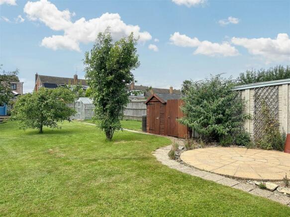 Rear Garden 6.jpg