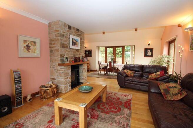 Lounge area wi...