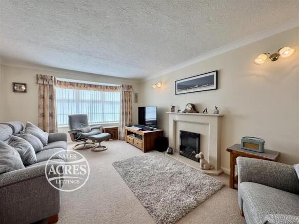 Sunnybank Close, Aldridge, Walsall photo 4