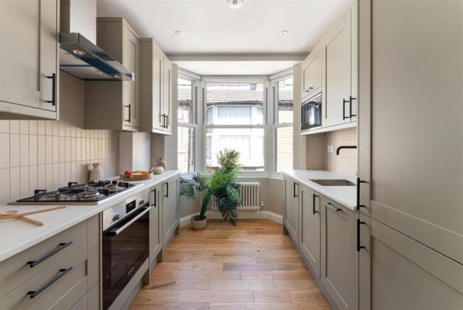 Cleveland Park Avenue, E17