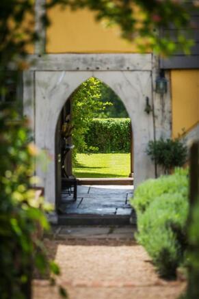 house. estate agency Alfold arch