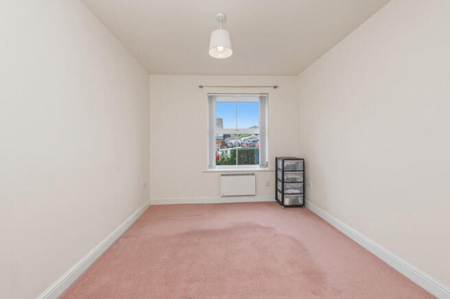 2 bed Apartment for sale Image 4