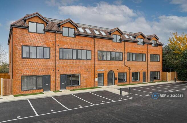 Fountain House Kt22 7lx