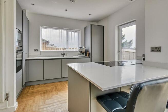 41 Drayton Rd Irthlingborough-13.jpg