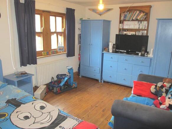 Photo 12
