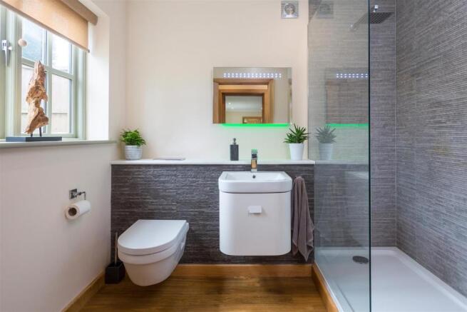 Guest Shower Room