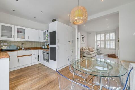 Lydden Grove, Earlsfield, London, SW18