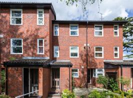 28, Fountain Gardens, Windsor SL4 3SZ