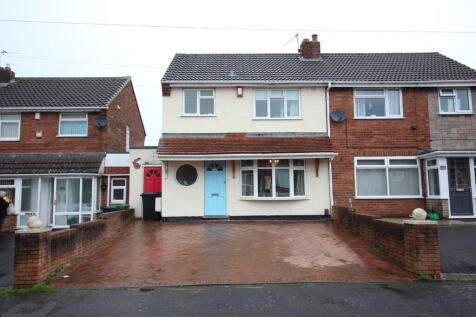 Lawnsdown Road, Brierley Hill, West Midlands, DY5