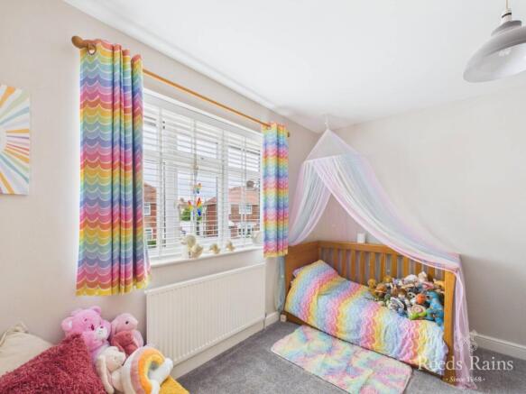 3 bed Semi-Detached for sale Image 9