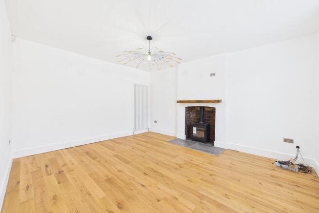3 bed Semi-Detached for sale Image 11
