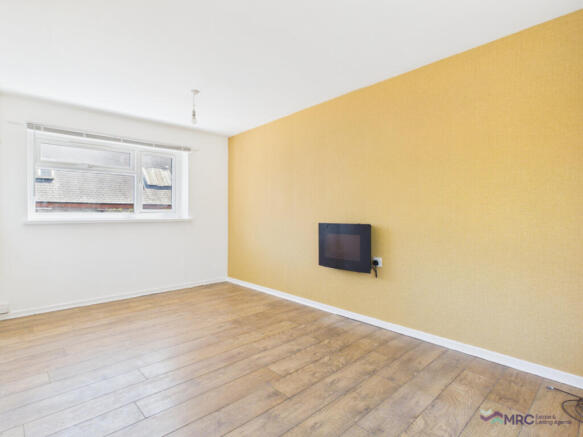 1 bed Flat to rent Image 7