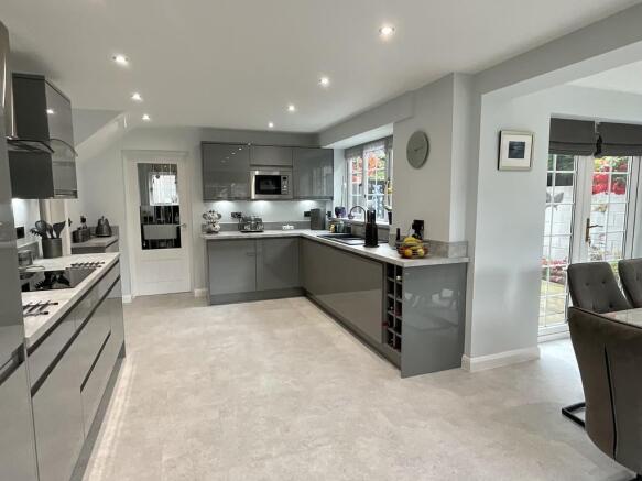 Fitted Kitchen