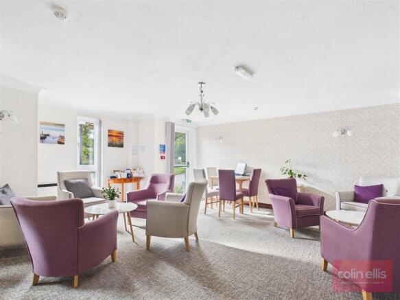 1 bed Flat for sale Image 12
