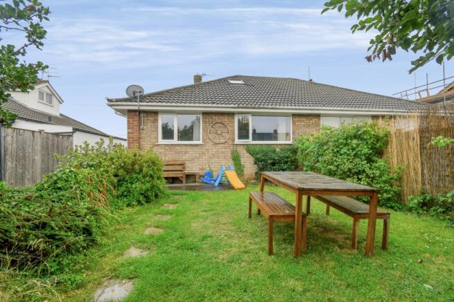 3 bed Bungalow for sale Image 11