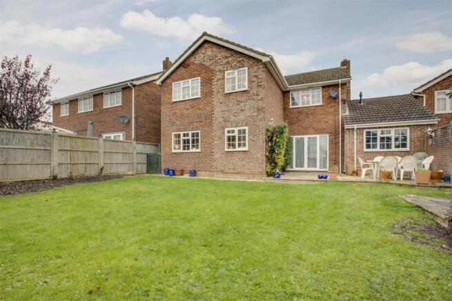 4 Selwood Way Rear Elevation.jpg