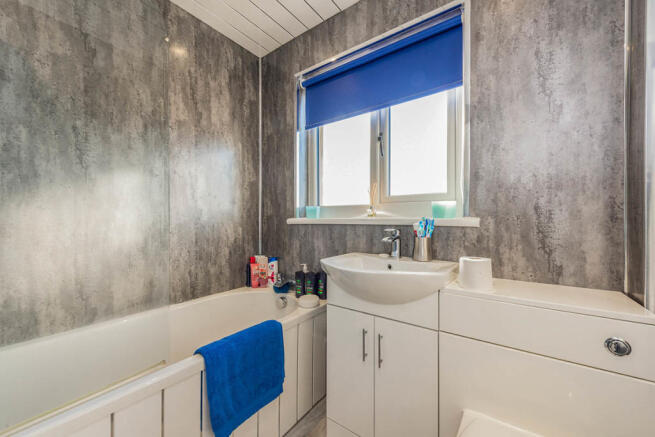 Bathroom / Wc