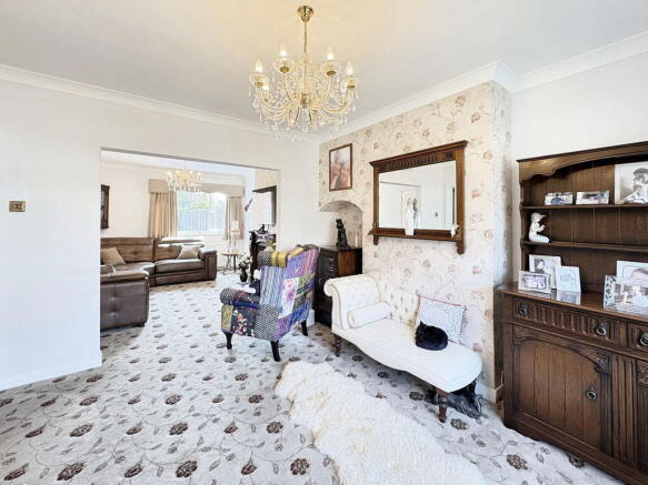 3 bed Semi-Detached for sale Image 5
