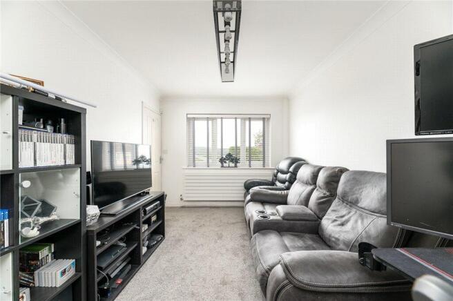 Bed/Family Room