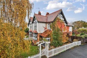 Ladyrose, Campden Road, Old Campden Road, Stratford-upon-avon CV37 8JA