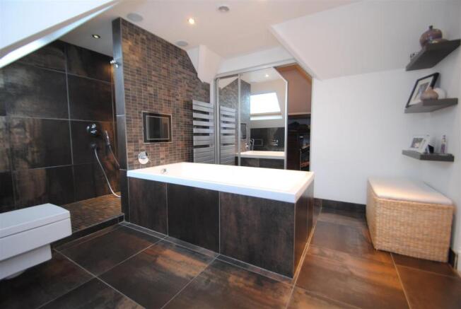 En-suite Bathroom