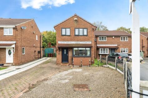 The Poplars, Knottingley