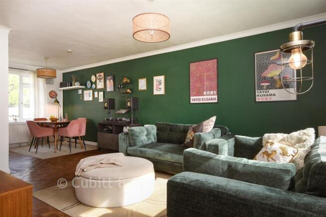 Lounge/Diner