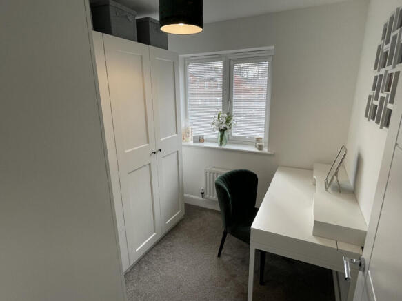 3 bed Terraced to rent Image 7