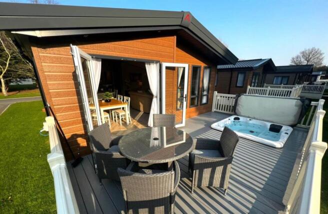 2 bed Lodge for sale Image 4