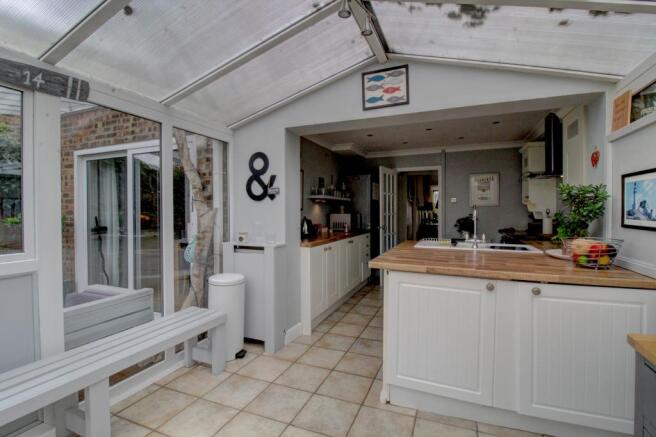kitchen/conservatory