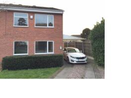 5, Chiltern Close, Worcester WR4 9DY