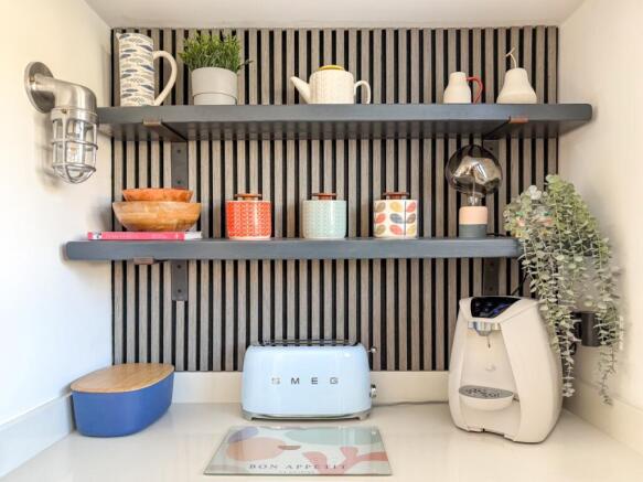 St. Ives, Immaculately presented family home photo 2
