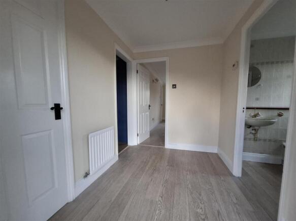 Entrance Hallway.jpg