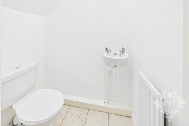 2 bed Semi-Detached for sale Image 7