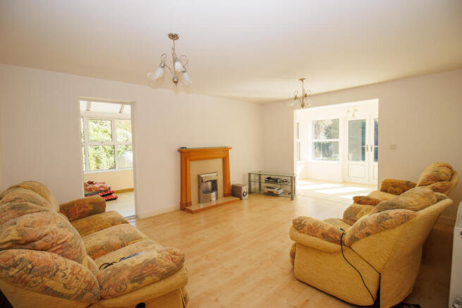 3 bed Detached Bungalow for sale Image 6