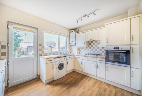 Linley Crescent, Romford, RM7