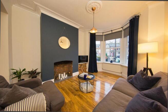 132 Moorland Rd 1351.jpg