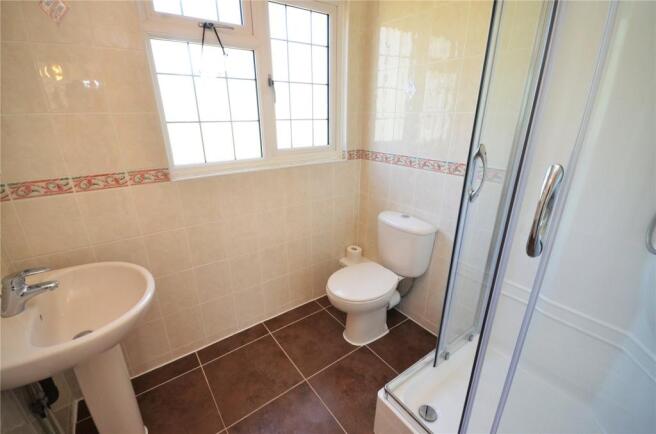Ensuite To Bedroom 2