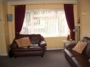LOUNGE PIC 3