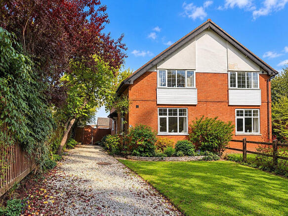 2-bed semi-detached on Blossom Cottage, Stoughton Lane, (Scope to Extend - STPP), Stoughton, LE2 2FH, £449,950