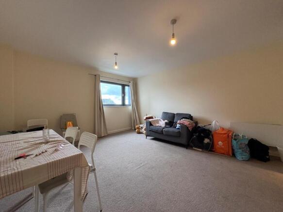 Living room 1.jpg