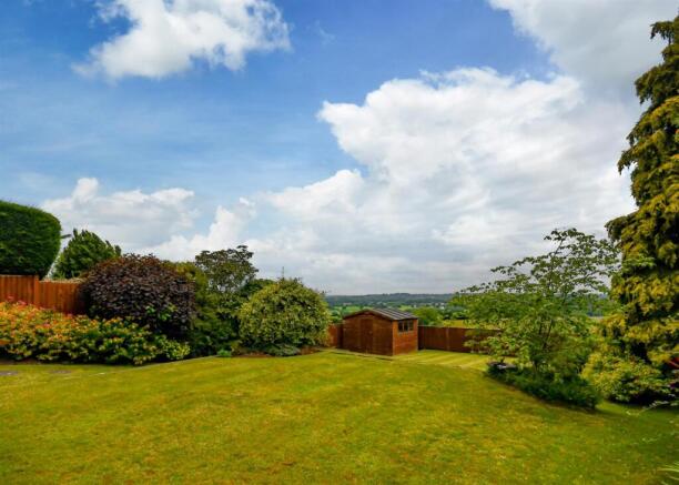 96 Springhill Lane-3.jpg