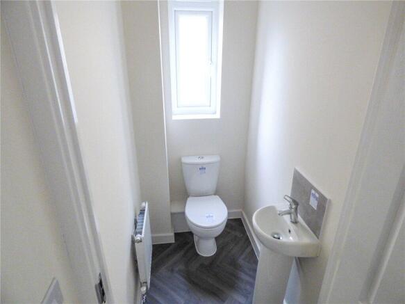 3 bed Semi-Detached for sale Image 11