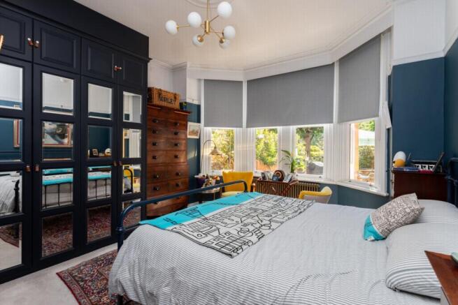 Principal bedroom